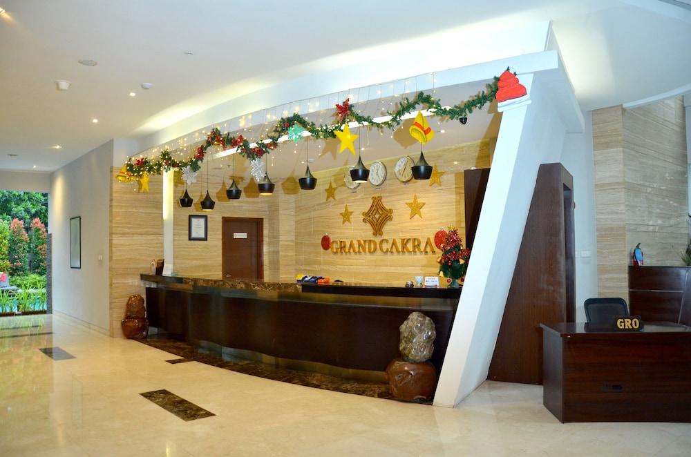 Grand Cakra Hotel Маланг Екстериор снимка