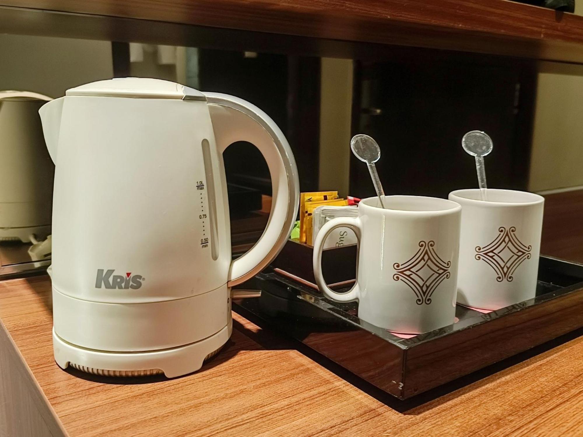 Grand Cakra Hotel Маланг Екстериор снимка