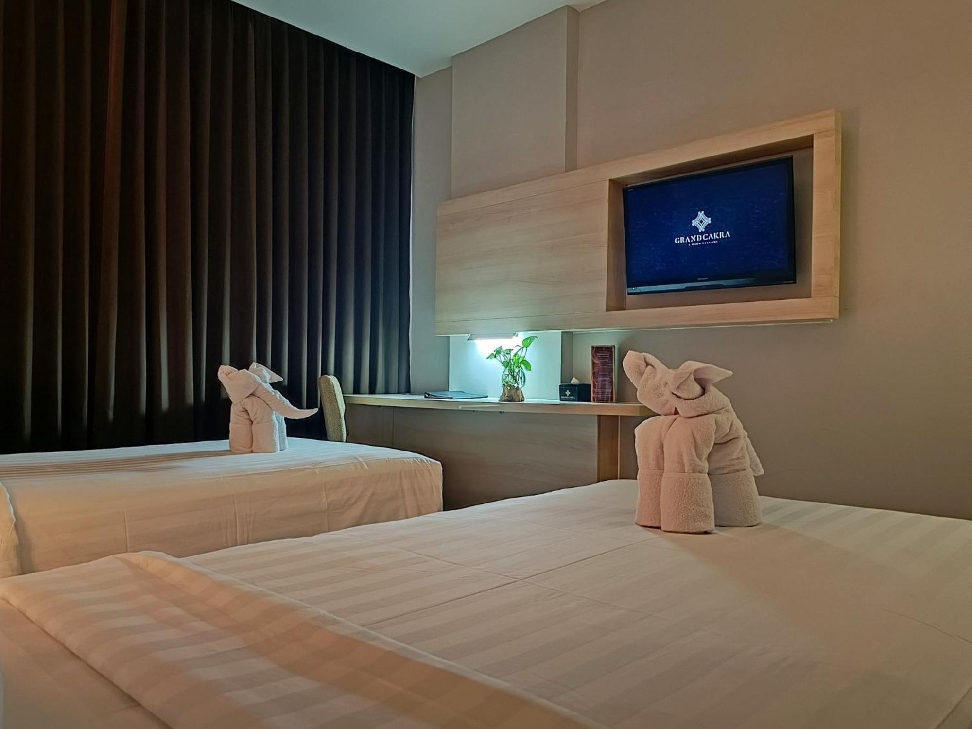 Grand Cakra Hotel Маланг Екстериор снимка
