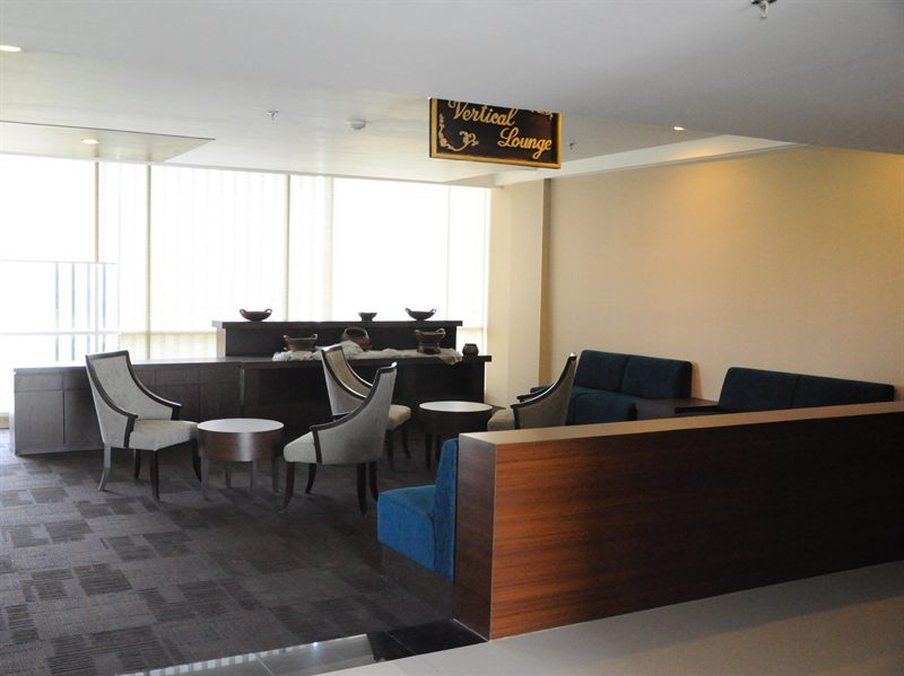 Grand Cakra Hotel Маланг Екстериор снимка
